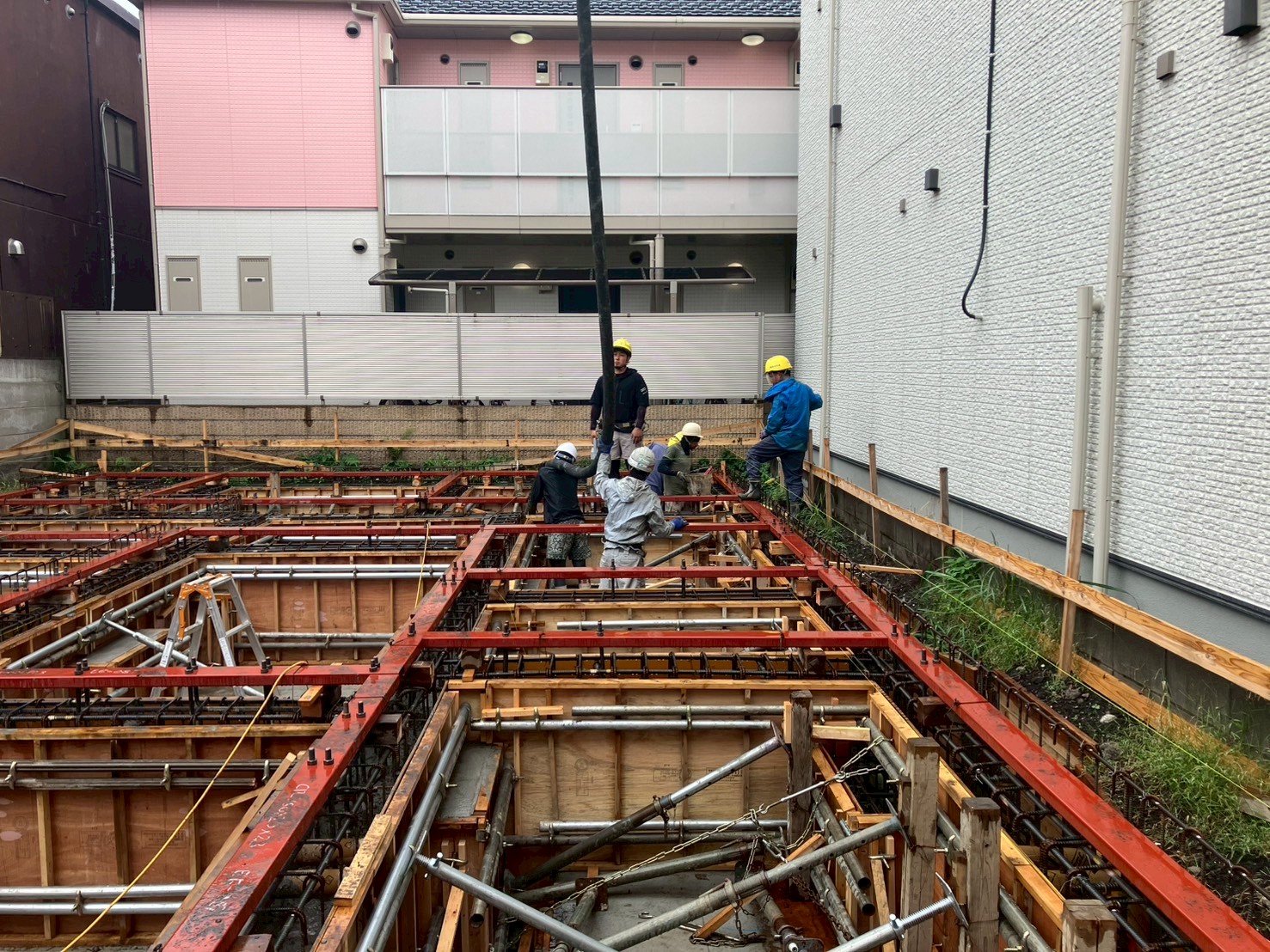 蓮根生コン打設